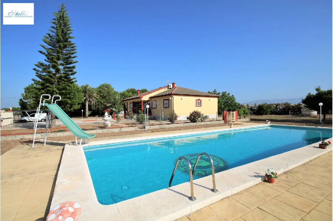 Villa in Els Poblets zu verkaufen, Wohnfläche 232 m², Baujahr 1998, + KLIMA, Klimaanlage, Grundstück 11310 m², 4 Schlafzimmer, 2 Badezimmer, Pool, ref.: GC-3119-24
