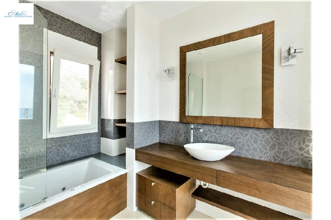 Villa in Moraira(San Jaime) zu verkaufen, Wohnfläche 559 m², Klimaanlage, Grundstück 1132 m², 4 Schlafzimmer, 5 Badezimmer, ref.: BP-6053MOR-19
