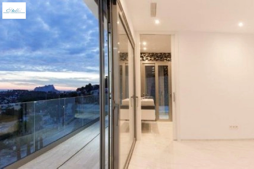 Villa in Moraira zu verkaufen, Wohnfläche 470 m², Klimaanlage, Grundstück 836 m², 5 Schlafzimmer, 4 Badezimmer, Pool, ref.: BS-3974695-24