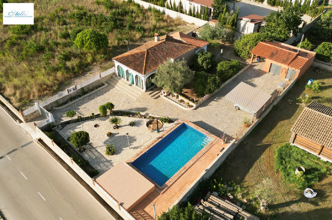 Finca in Oliva zu verkaufen, Wohnfläche 110 m², Baujahr 1971, + Ofen, Grundstück 1171 m², 3 Schlafzimmer, 1 Badezimmer, Pool, ref.: SB-3322-4