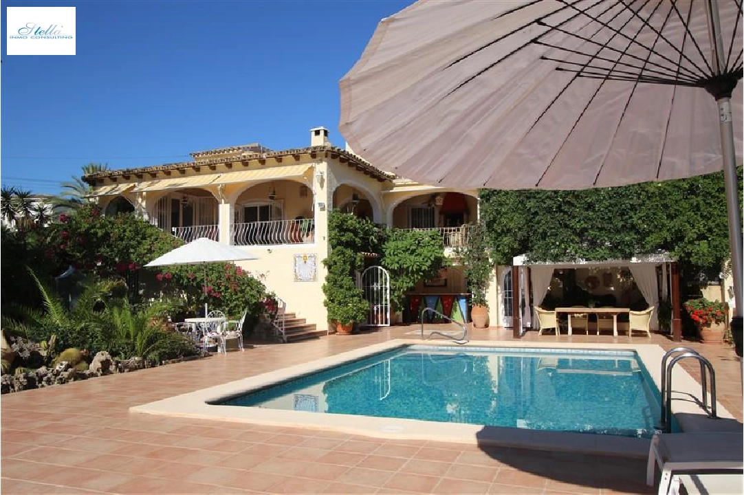 Villa in Benissa zu verkaufen, Wohnfläche 372 m², Grundstück 3082 m², 4 Schlafzimmer, 5 Badezimmer, Pool, ref.: COB-3306-1