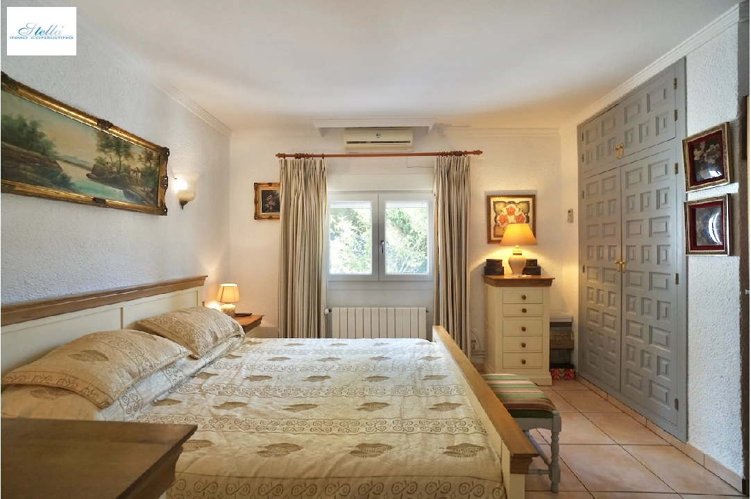Villa in Moraira(Arnella) zu verkaufen, Wohnfläche 176 m², Grundstück 829 m², 3 Schlafzimmer, 3 Badezimmer, Pool, ref.: CA-H-1668-AMBE-15