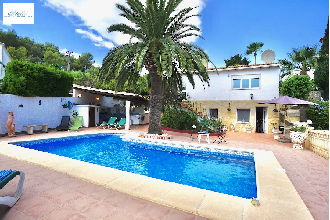 Villa in Moraira(Arnella) zu verkaufen, Wohnfläche 176 m², Grundstück 829 m², 3 Schlafzimmer, 3 Badezimmer, Pool, ref.: CA-H-1668-AMBE-25