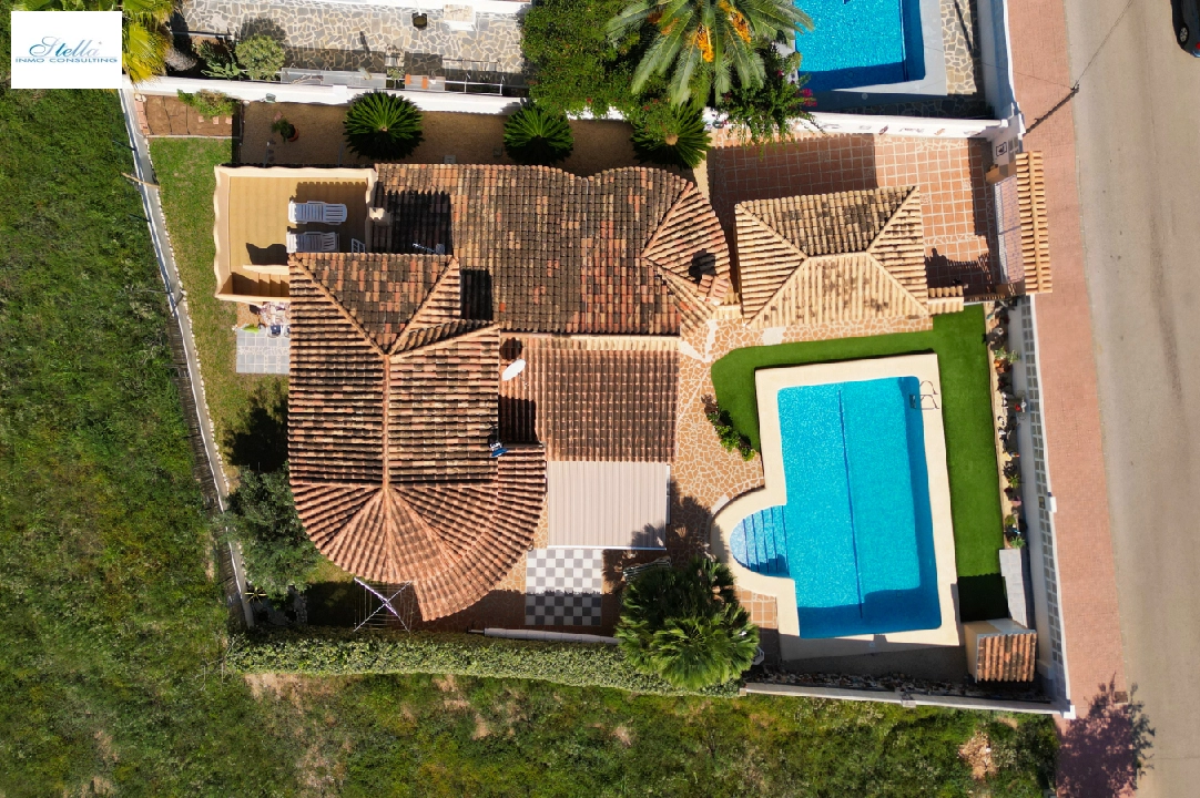 Villa in Els Poblets(Partida Gironets) zu verkaufen, Wohnfläche 175 m², Baujahr 1982, Zustand gepflegt, + KLIMA, Klimaanlage, Grundstück 585 m², 3 Schlafzimmer, 3 Badezimmer, Pool, ref.: RG-0523-8