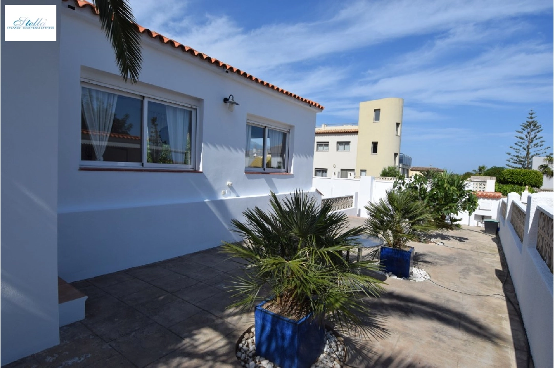Villa in La Nucia(La nucia) zu verkaufen, Wohnfläche 159 m², Klimaanlage, Grundstück 761 m², 2 Schlafzimmer, 2 Badezimmer, Pool, ref.: AM-1035DA-3700-6