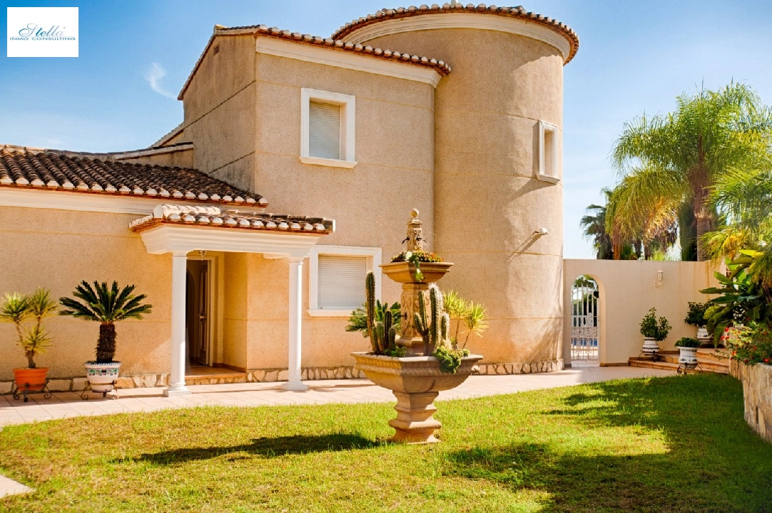 Villa in Benissa(El Magraner) zu verkaufen, Wohnfläche 310 m², Klimaanlage, Grundstück 1000 m², 4 Schlafzimmer, 3 Badezimmer, Pool, ref.: AM-11829DA-3700-10