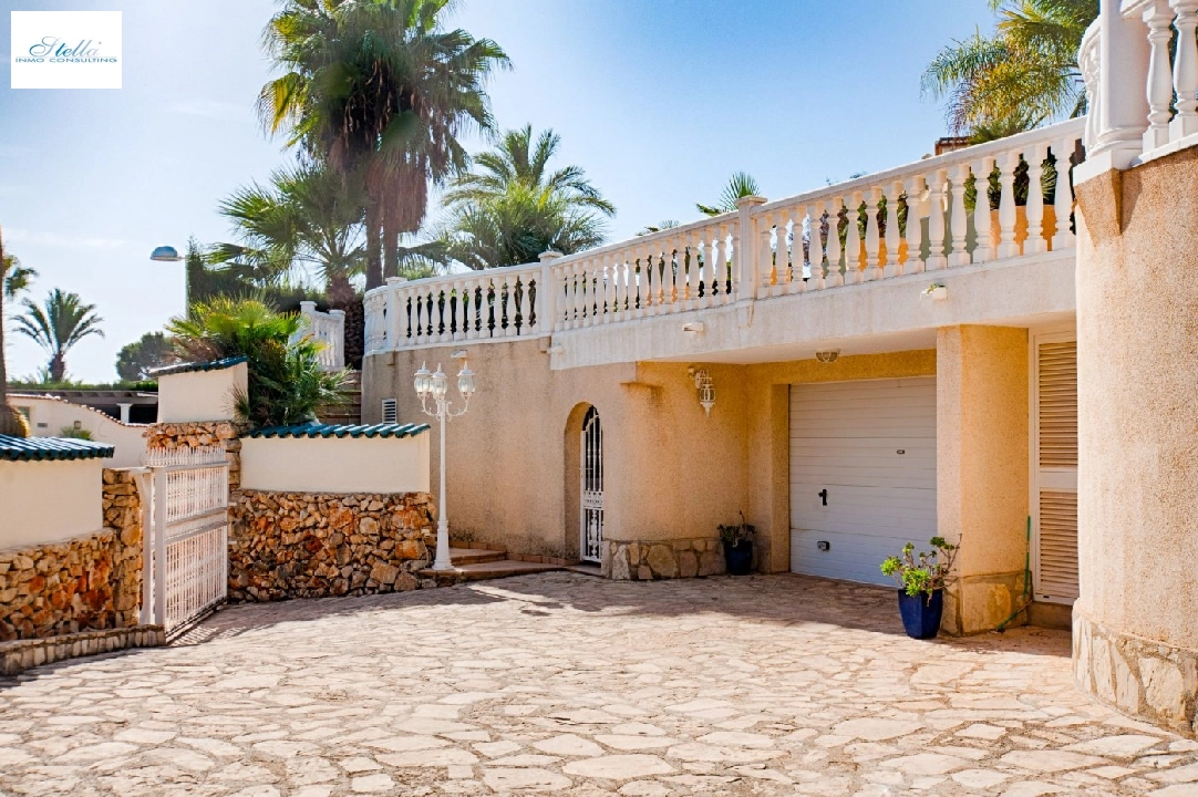 Villa in Benissa(El Magraner) zu verkaufen, Wohnfläche 310 m², Klimaanlage, Grundstück 1000 m², 4 Schlafzimmer, 3 Badezimmer, Pool, ref.: AM-11829DA-3700-19