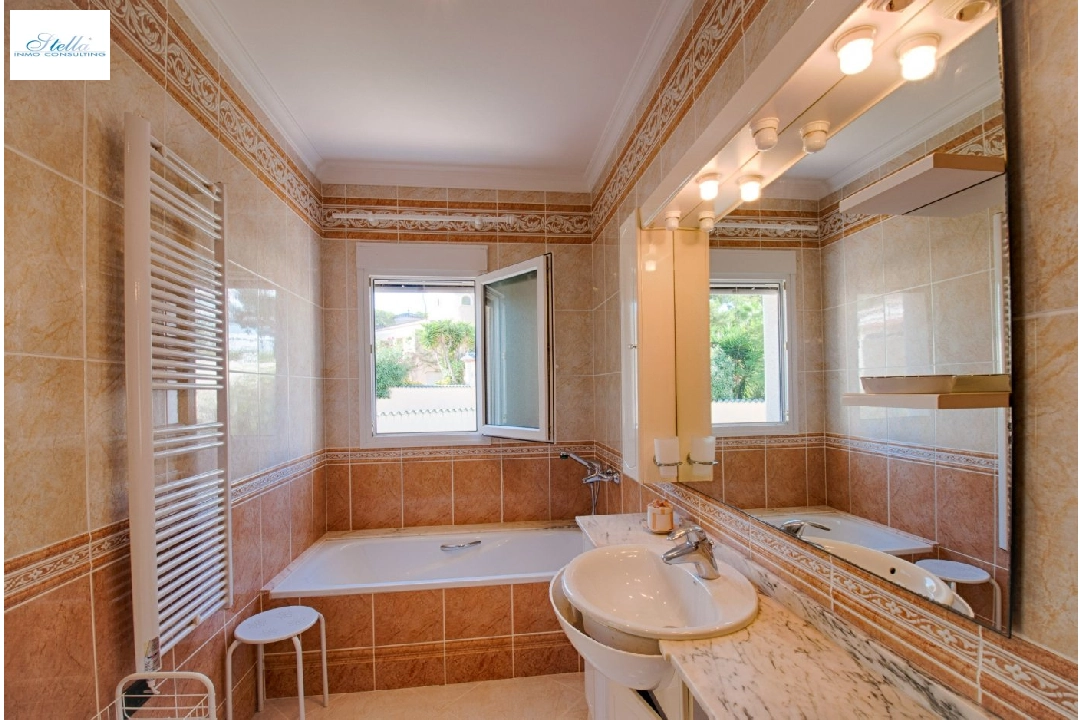 Villa in Benissa(El Magraner) zu verkaufen, Wohnfläche 310 m², Klimaanlage, Grundstück 1000 m², 4 Schlafzimmer, 3 Badezimmer, Pool, ref.: AM-11829DA-3700-37