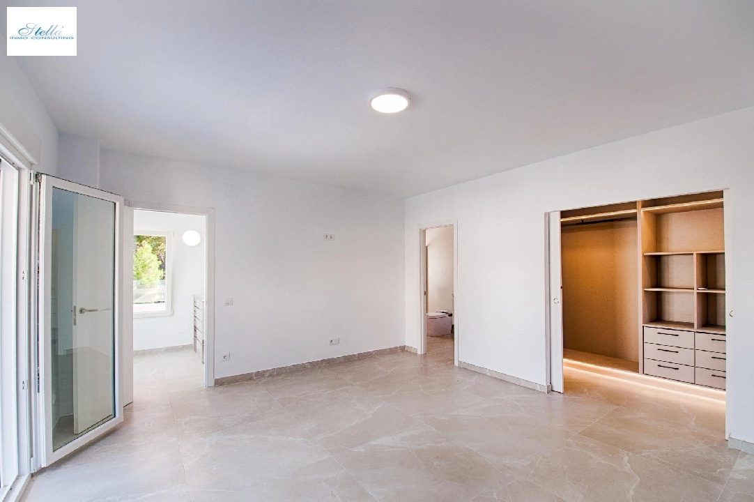 Villa in Moraira(Pinar del abogat) zu verkaufen, Wohnfläche 400 m², Klimaanlage, Grundstück 1200 m², 3 Schlafzimmer, 3 Badezimmer, Pool, ref.: AM-12058DA-3700-30