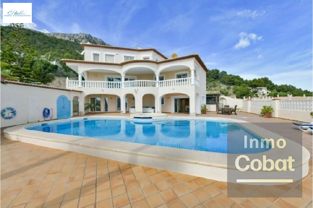 Villa in Calpe zu verkaufen, Wohnfläche 351 m², Grundstück 1170 m², 6 Schlafzimmer, 6 Badezimmer, Pool, ref.: COB-3365-1