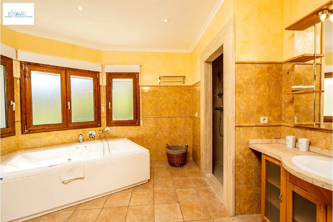 Villa in Javea zu verkaufen, Wohnfläche 332 m², Klimaanlage, 4 Schlafzimmer, 3 Badezimmer, Pool, ref.: BS-83440835-8