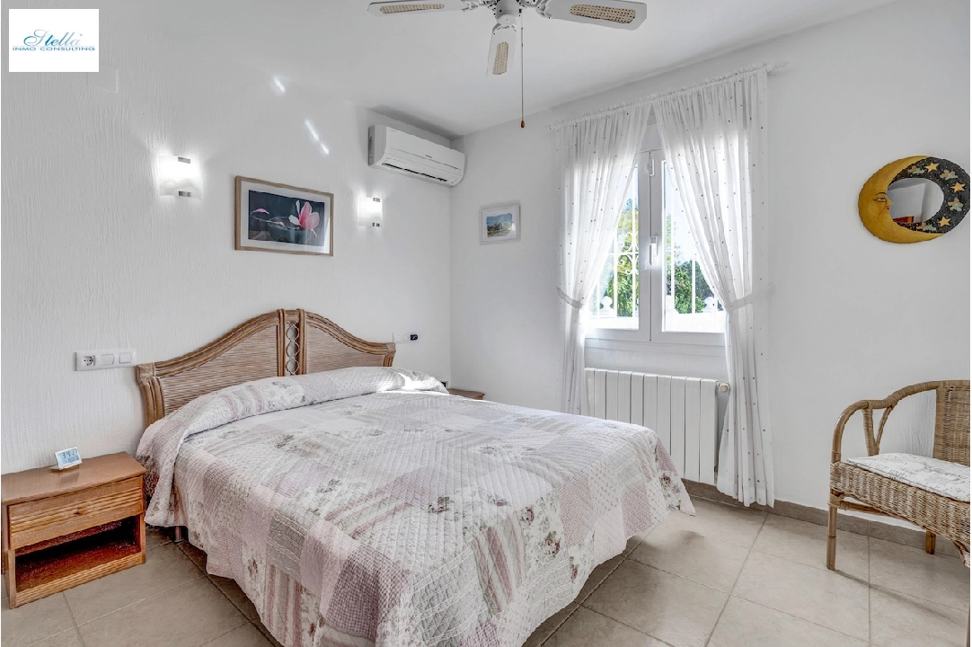 Villa in Moraira(Pinar del Advocat) zu verkaufen, Wohnfläche 174 m², Grundstück 918 m², 4 Schlafzimmer, 4 Badezimmer, Pool, ref.: CA-H-1733-AMBE-12