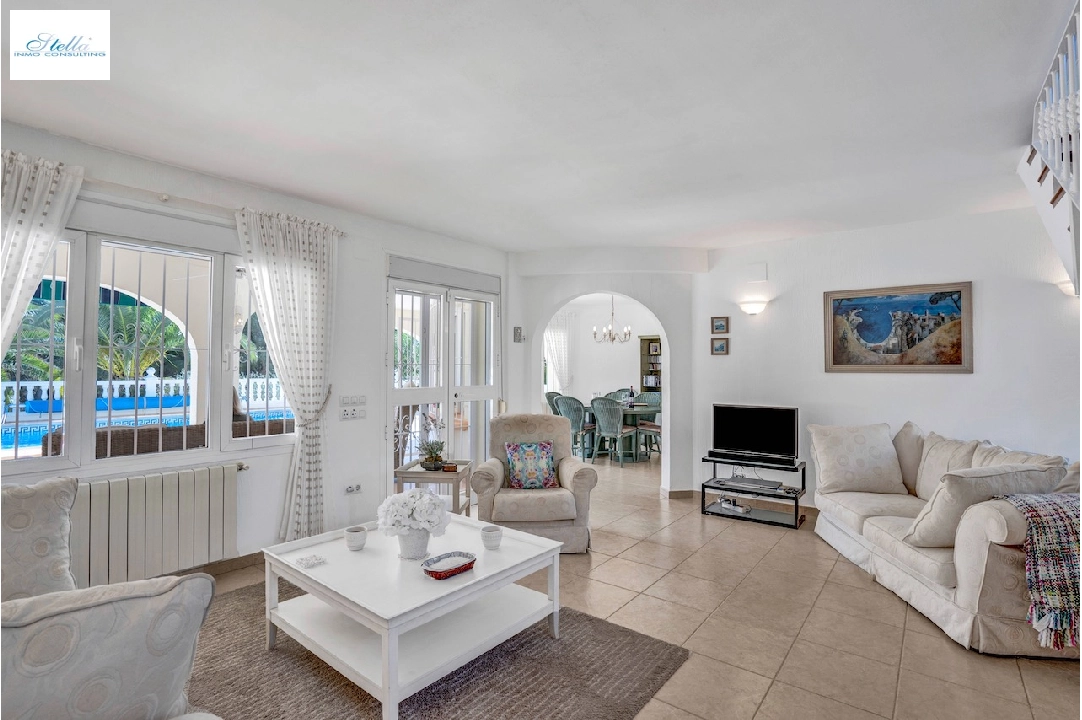 Villa in Moraira(Pinar del Advocat) zu verkaufen, Wohnfläche 174 m², Grundstück 918 m², 4 Schlafzimmer, 4 Badezimmer, Pool, ref.: CA-H-1733-AMBE-2