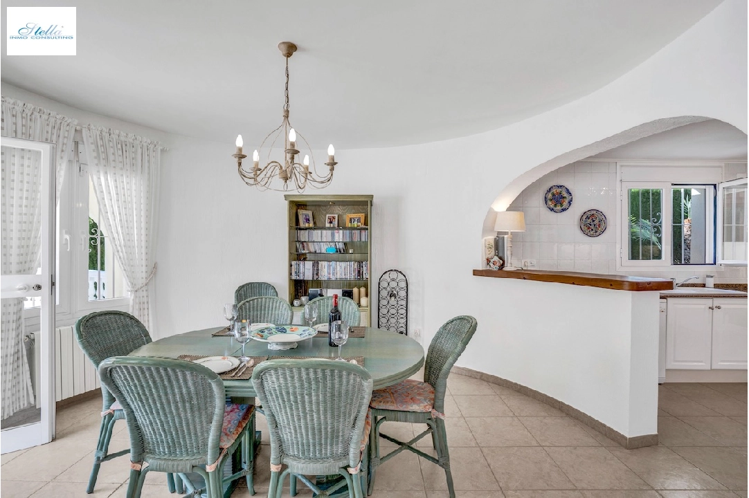 Villa in Moraira(Pinar del Advocat) zu verkaufen, Wohnfläche 174 m², Grundstück 918 m², 4 Schlafzimmer, 4 Badezimmer, Pool, ref.: CA-H-1733-AMBE-4