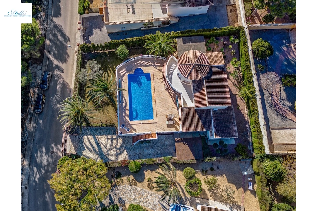 Villa in Moraira(Pinar del Advocat) zu verkaufen, Wohnfläche 174 m², Grundstück 918 m², 4 Schlafzimmer, 4 Badezimmer, Pool, ref.: CA-H-1733-AMBE-40
