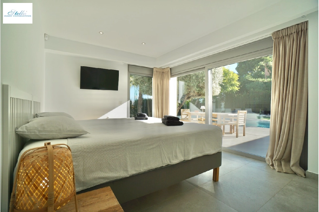 Villa in Benissa(La Fustera) zu verkaufen, Wohnfläche 308 m², Klimaanlage, Grundstück 850 m², 4 Schlafzimmer, 3 Badezimmer, Pool, ref.: CA-H-1723-AMBI-21