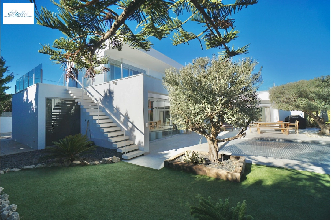Villa in Benissa(La Fustera) zu verkaufen, Wohnfläche 308 m², Klimaanlage, Grundstück 850 m², 4 Schlafzimmer, 3 Badezimmer, Pool, ref.: CA-H-1723-AMBI-35