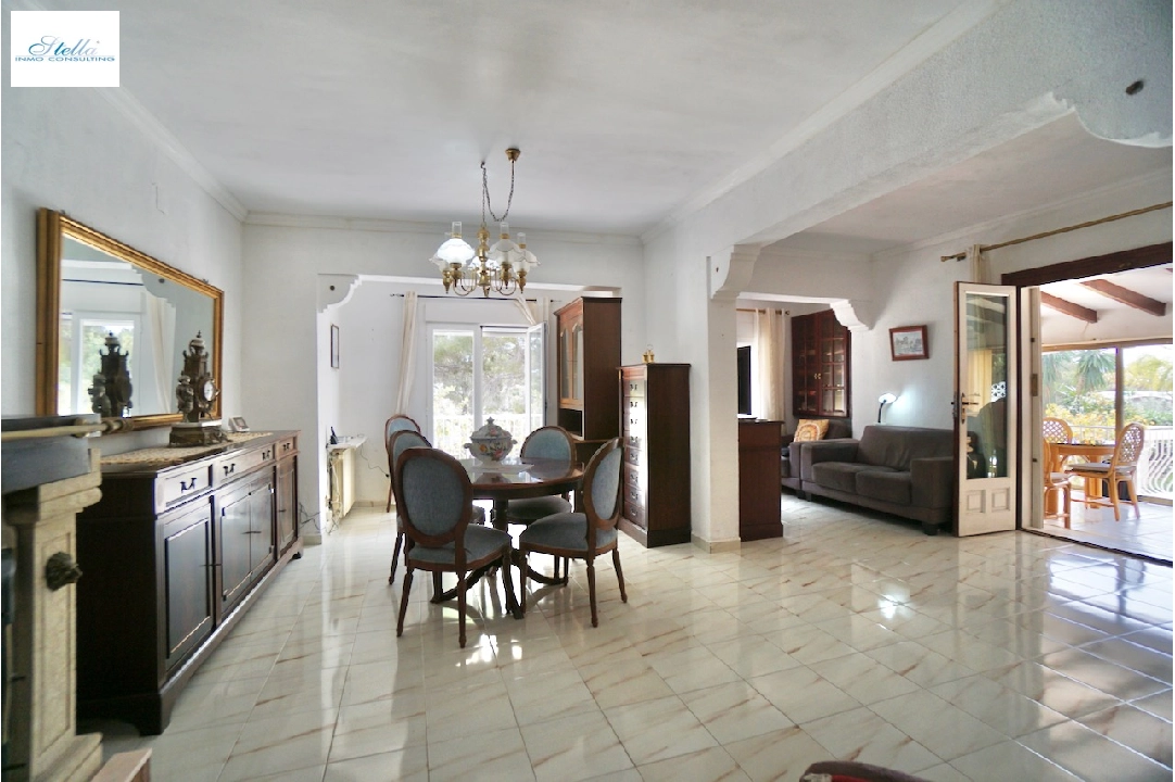 Villa in Moraira(Moravit) zu verkaufen, Wohnfläche 232 m², Grundstück 701 m², 3 Schlafzimmer, 2 Badezimmer, Pool, ref.: CA-H-1753-AMB-9