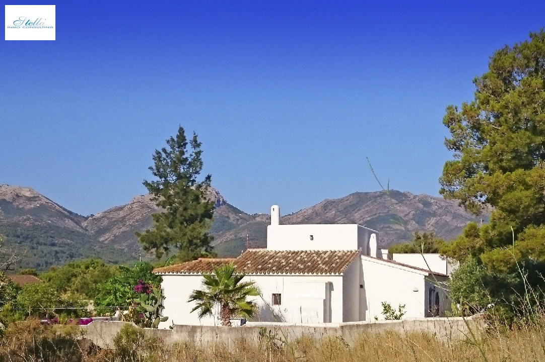 Villa in Jalon(La Solana) zu verkaufen, Wohnfläche 150 m², Grundstück 1310 m², 4 Schlafzimmer, 1 Badezimmer, ref.: BP-4366JAL-1