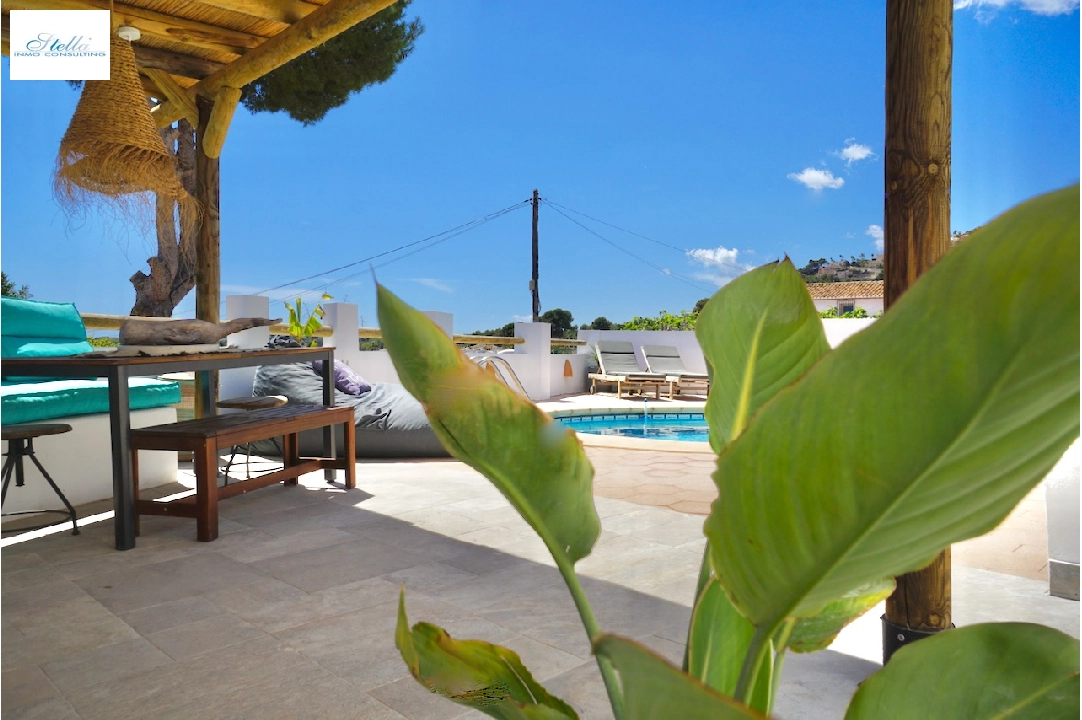 Villa in Moraira(La Sabatera) zu verkaufen, Wohnfläche 158 m², Klimaanlage, Grundstück 581 m², 3 Schlafzimmer, 2 Badezimmer, Pool, ref.: CA-H-1758-AMBEI-28