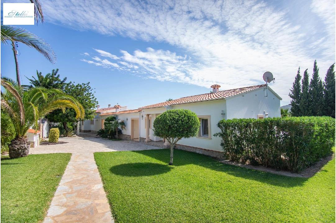 Villa in Denia(Torrecarrals) zu verkaufen, Wohnfläche 290 m², Zustand neuwertig, + Zentralheizung, Klimaanlage, Grundstück 3741 m², 5 Schlafzimmer, 4 Badezimmer, Pool, ref.: SC-L0916-6